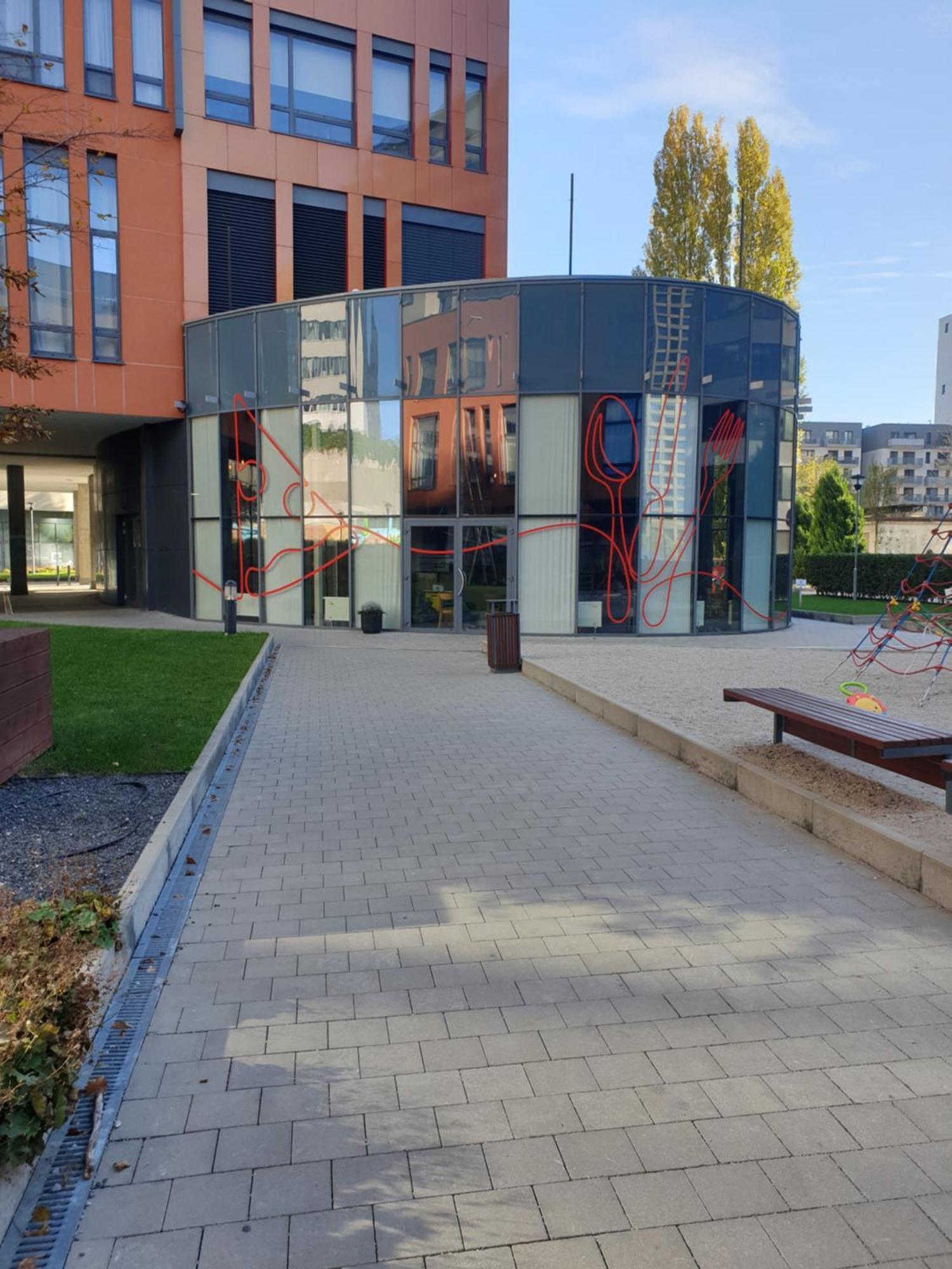 Ferienwohnung Moderny Byt V Sirsom Centre Pressburg Exterior foto
